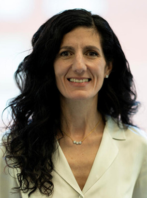 Prof. Pearce Erika L.